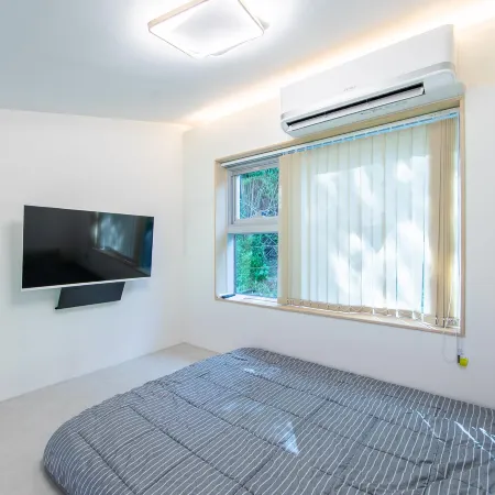 Boryeong (Daecheon) Owol Pet Pension