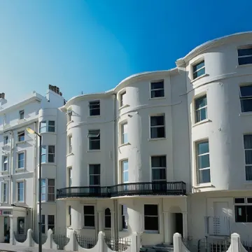West Beach Hotel Brighton Отели рядом с достопримечательностью «Пирс Брайтона»