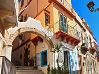 Luxar Suites & Apartments Hotels in Assemini
