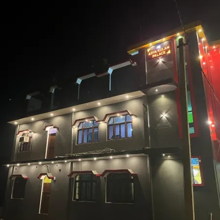 ARYA KULAM PALACE