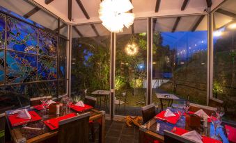 Dantica Cloud Forest Lodge