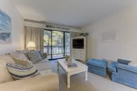 The Shores Grand Traverse Bay Unit 5704 - parking
