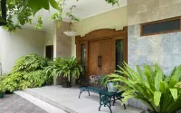 Aldeoz Ndalem Marwatan Surakarta - Vila