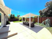 3bd/2ba Remodeled Luxury Home + Steam Shower!