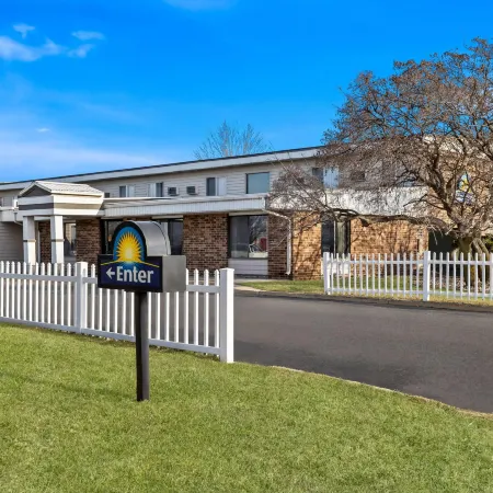 Days Inn by Wyndham Fond du Lac