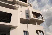 Colonna Suites And Apartments