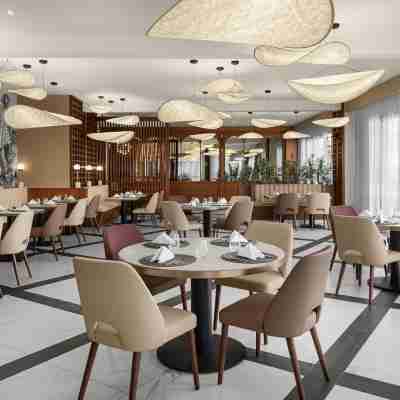 Delta Hotels by Marriott Antananarivo Dining/Meeting Rooms