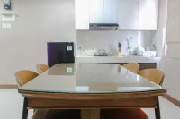 Strategic and Comfy 2BR Apartment Springwood Residence By Travelio - 2-Star