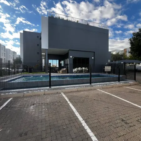 Cozy Luxury Apartment Midrand Smart TV, Fast Wi-Fi