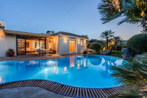 Villa Flor, Exclusive Property with Pool in Stintino - Boutique