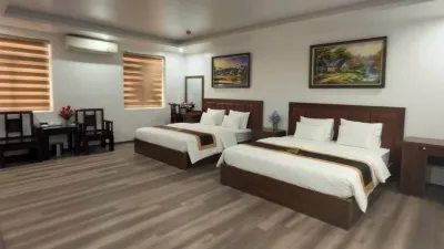 Văn Lâm Hotel Hotels in 