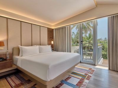Slohh by Roach Bengaluru, Curio Collection by Hilton