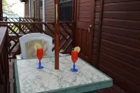 Yellow Bird Apartment