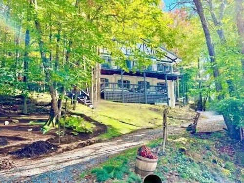 Wolfman Lodge - Hytter