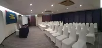 Grace Hotel Lahad Datu - 3-Star