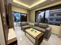 101 JRE apartment with stunning boulevar