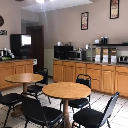 Spinning Wheel Inn