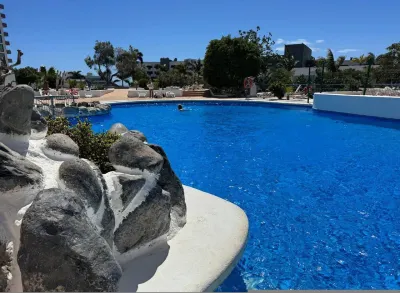 Oceanview Paradise 2BR High-speed Wifi Office Walk to Beach Restaurants Costa Adeje Hotels in Aravaca