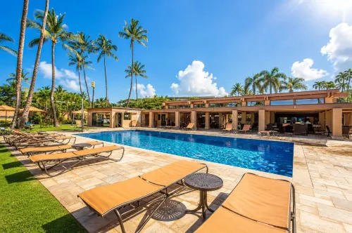 Kbm Resorts Free Car Wailea Elua Village Ocean View Spacious 2-Bedroom Condo Wev-2103 - bar