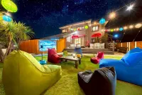 Kira Resort