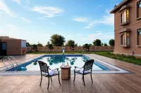 ELIVAAS Nirvana 5BHK Farmhouse with Pool - Villas