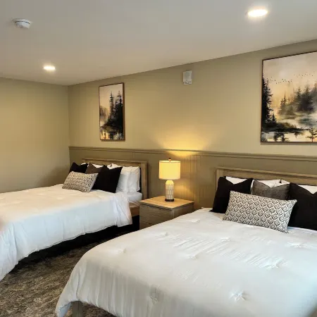 Sullivan Trail Inn & Suites