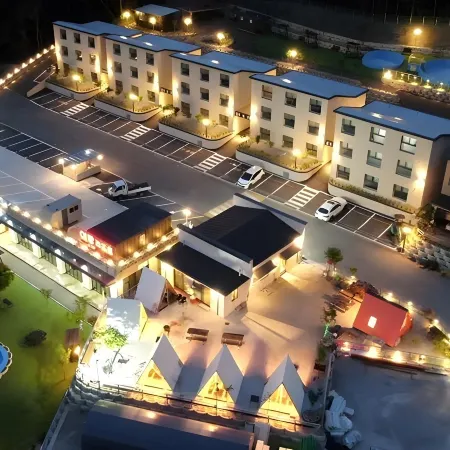 Epop Resort Pension
