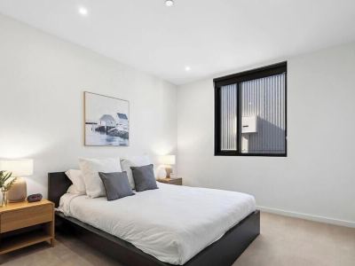 Bright 3-bed Apartment by Western Beach