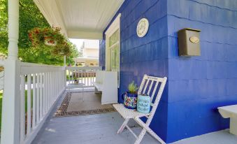 Fire Pit, BBQ & Yard: Family Home in Adrian