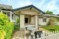 Steps to Main St! Restored Sonora Bungalow w/ Yard - 3-Star