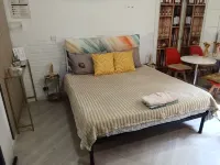 Floris Guest House - Pensions