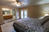 Spacious Home in the Heart of Emmett - Homestays