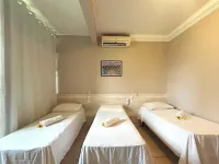 Hotel El Pilar by BSB Inn - Cheap