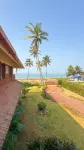 Lahari by Hireavilla - Chic 4BR Beachfront Villa - Pools