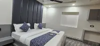 Hotel Krishna - parking