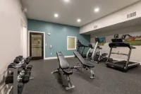 Franklin Extended Stay Hotel - gimnasio