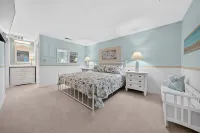 127-3 Puttin On The Ritz 2 Bedroom Condo - Boutique