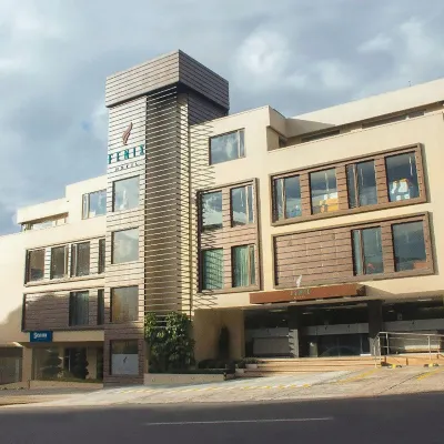 Fenix Hotel Hotels near Toledo Cafe