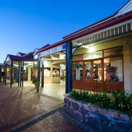 Treetops Seaview Montville