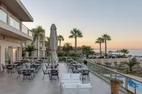 Zeus Hotels Palm Beach - Wifi