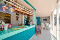 Apartamentos Galeon Playa - breakfast