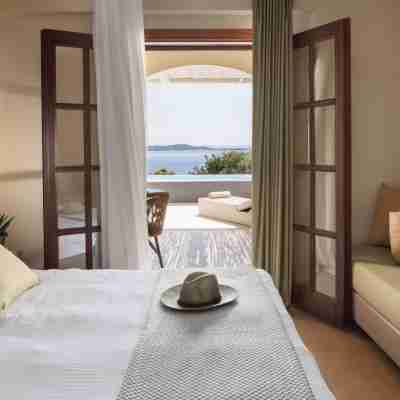 Akrathos Beach Hotel Rooms