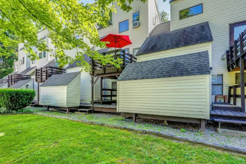 Unique Thornton Townhome Swim, Ski, and Hike! - Spa