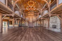Yellowstone Valley Lodge, Ascend Hotel Collection - parking