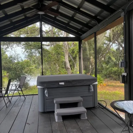 Luxurious house on secluded 3.8 acres, oak trees on Manatee River, large decks