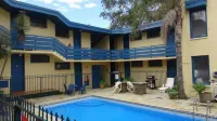 Pathfinder Motel - Family