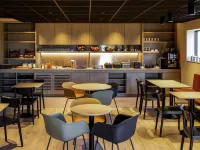 宜必思布魯塞爾大拜哈爾登飯店 歐席奧達水上樂園（Oceade）附近的飯店