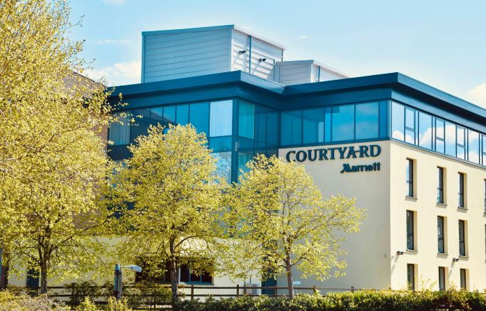 Courtyard Glasgow Airport