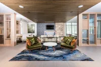 Fairfield Inn & Suites Crestview - parking