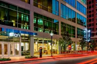 Aloft Fort Worth Downtown - Parking
